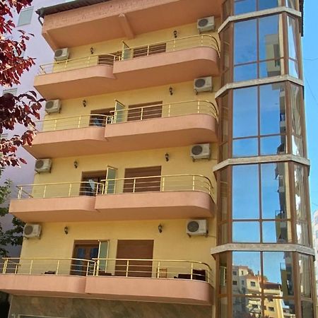 Hotel Edland Vlorë 외부 사진