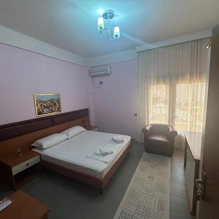 Hotel Edland Vlorë 외부 사진