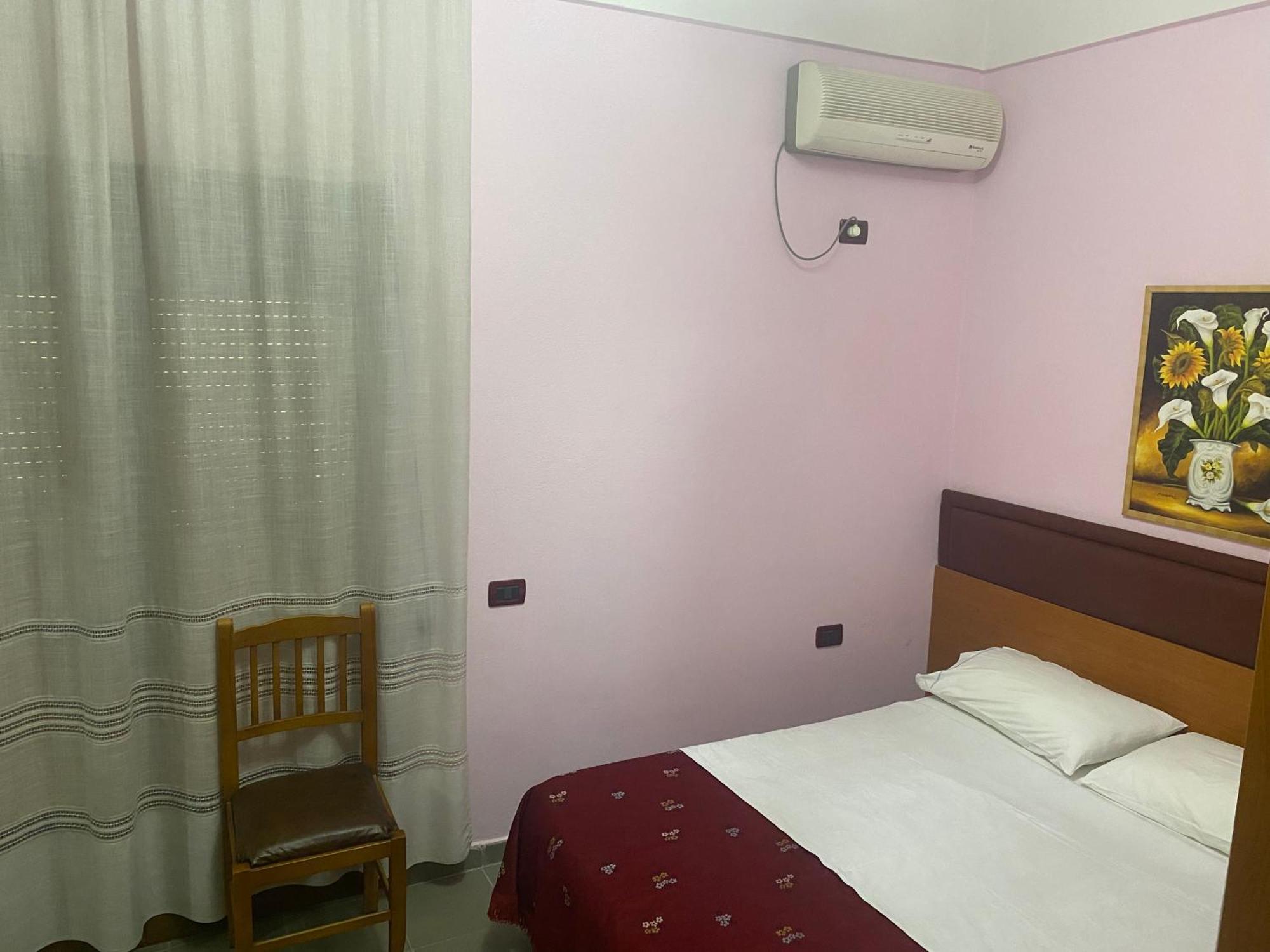Hotel Edland Vlorë 외부 사진