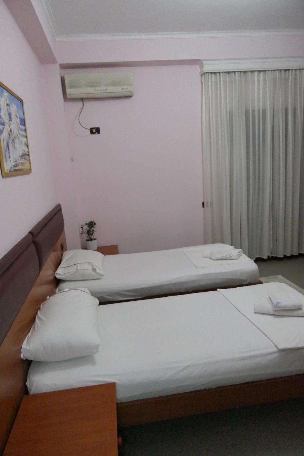 Hotel Edland Vlorë 외부 사진