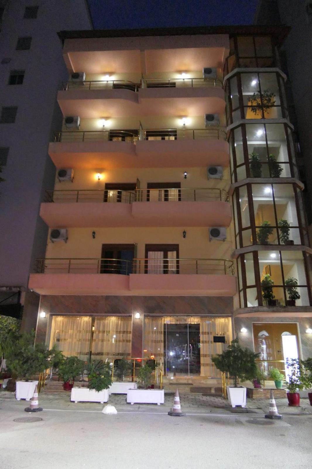 Hotel Edland Vlorë 외부 사진